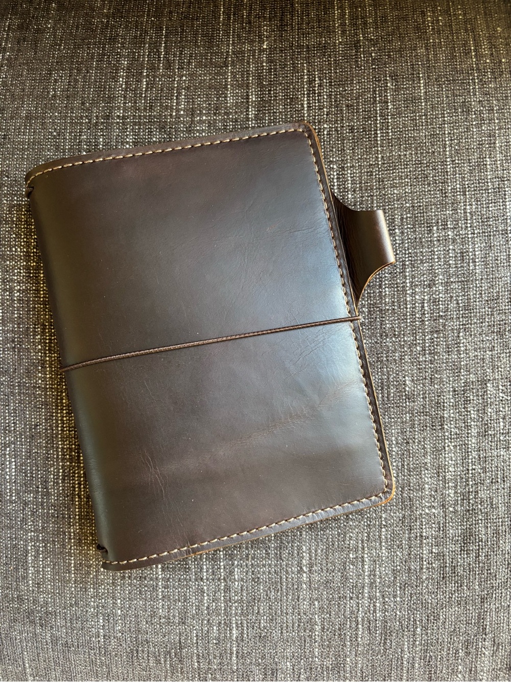 Chic Sparrow B6 Bella Leather Cover with Pen Loop for Travelers Notebook Planner